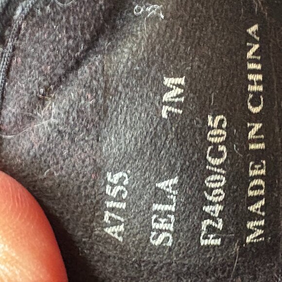 Coach Zip Up Winter Boots with Ties - Picture 6 of 6